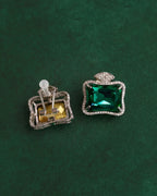 Front and back of Ruutu earrings showing an S925 post and stabilizing back