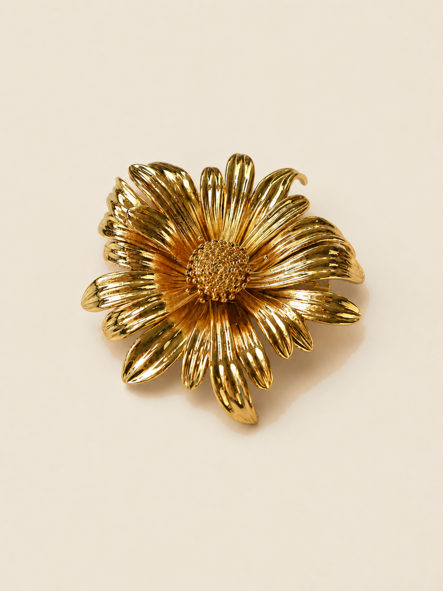 Aurinko Bloom Brooch