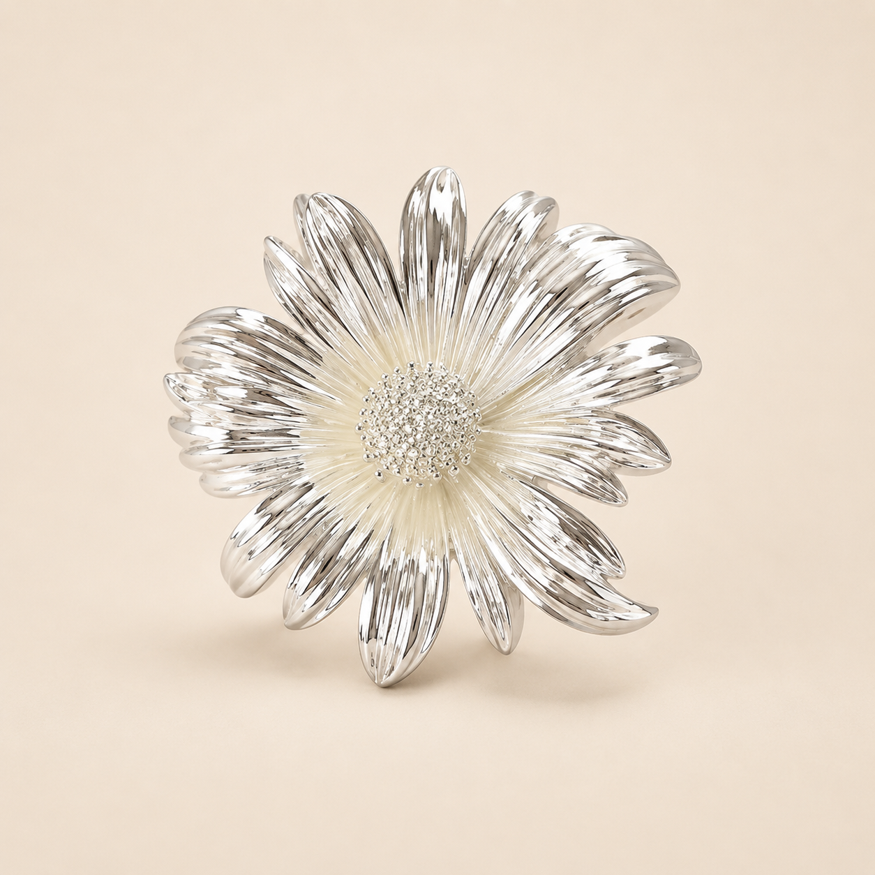 Aurinko Bloom Brooch