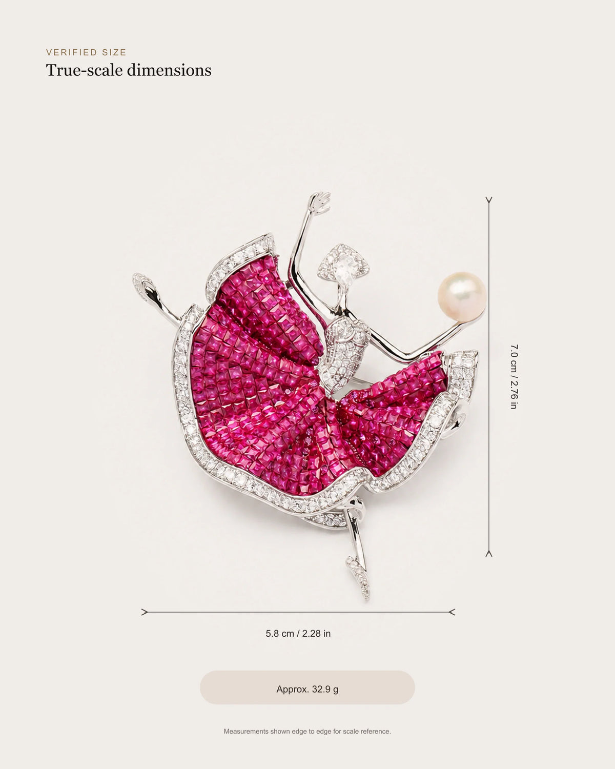 Aila size guide showing 5.8 by 7.0 centimetres and approximately 32.9 grams