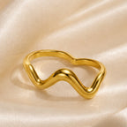 Aira Line Double Ring gold product display