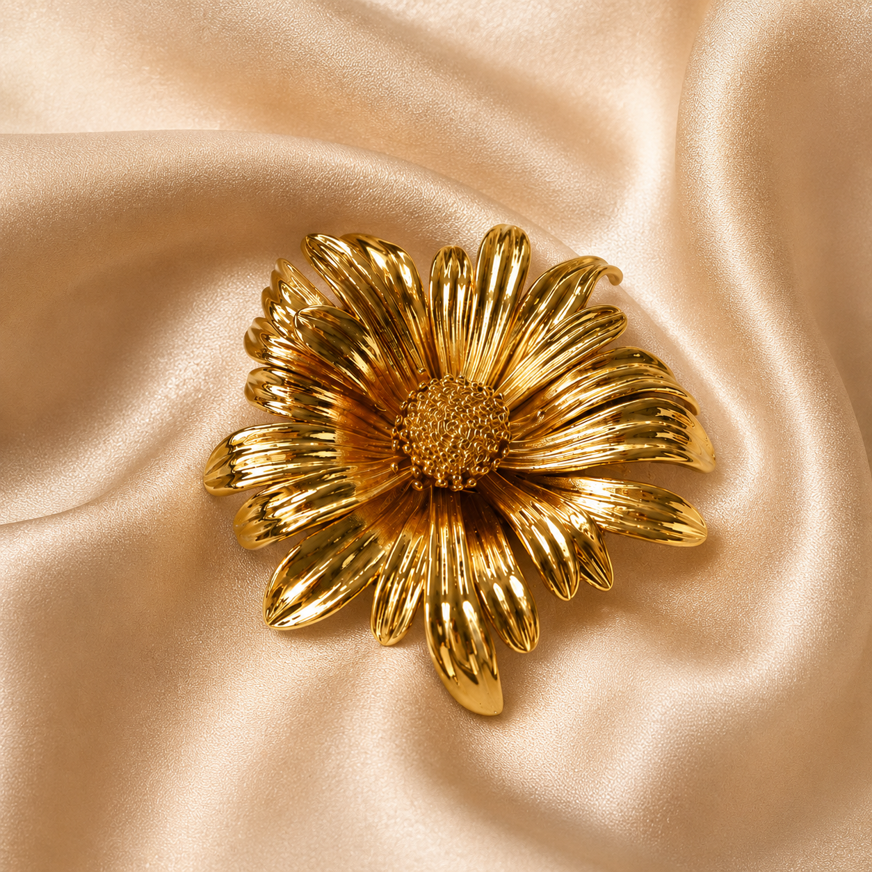 Aurinko Bloom Brooch on satin