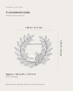 Laurea brooch size guide: approximately 1.64 inches wide by 1.57 inches high, or 4.17 by 4.0 centimeters.