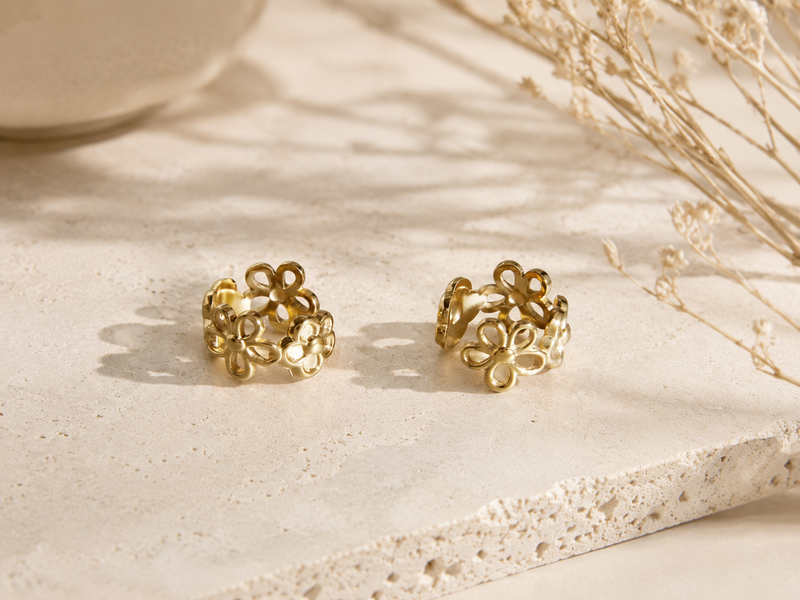 Lumme Bloom Ear Cuff Earrings open clip-on detail