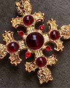 Rurik Red Lion Cross Brooch — raised ornament and surface details, macro view