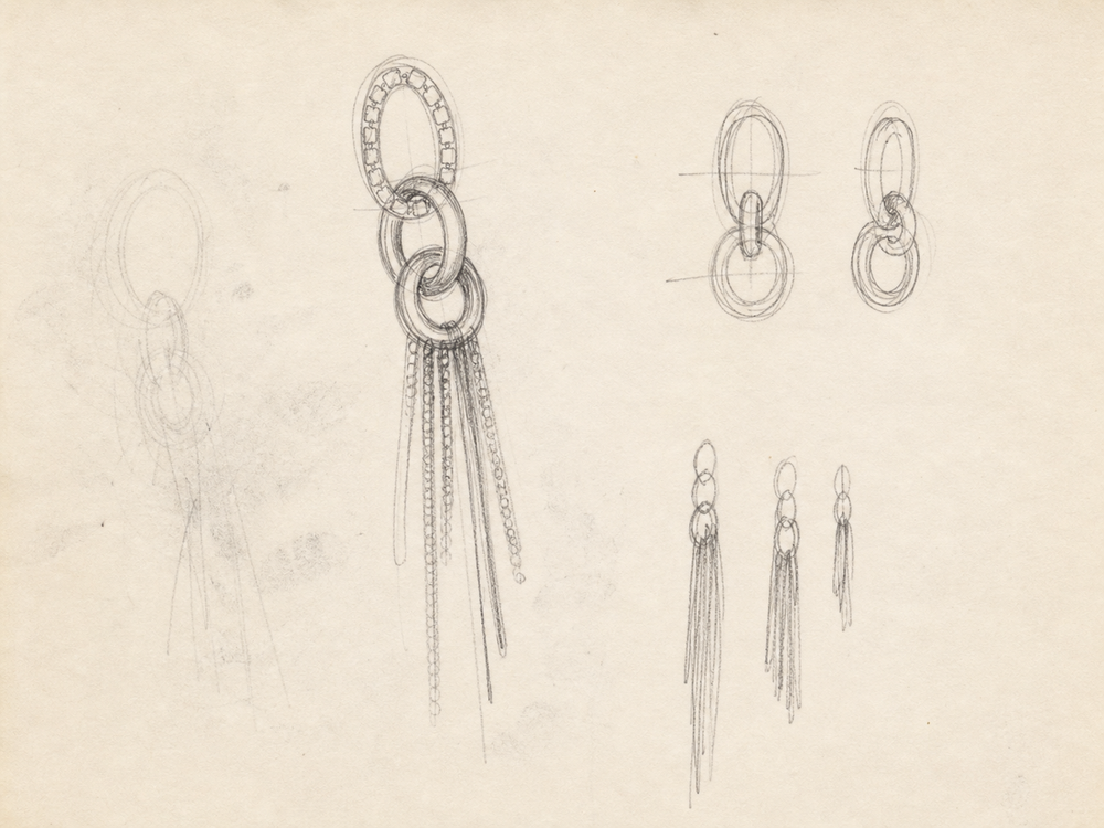 Pave links into a tassel