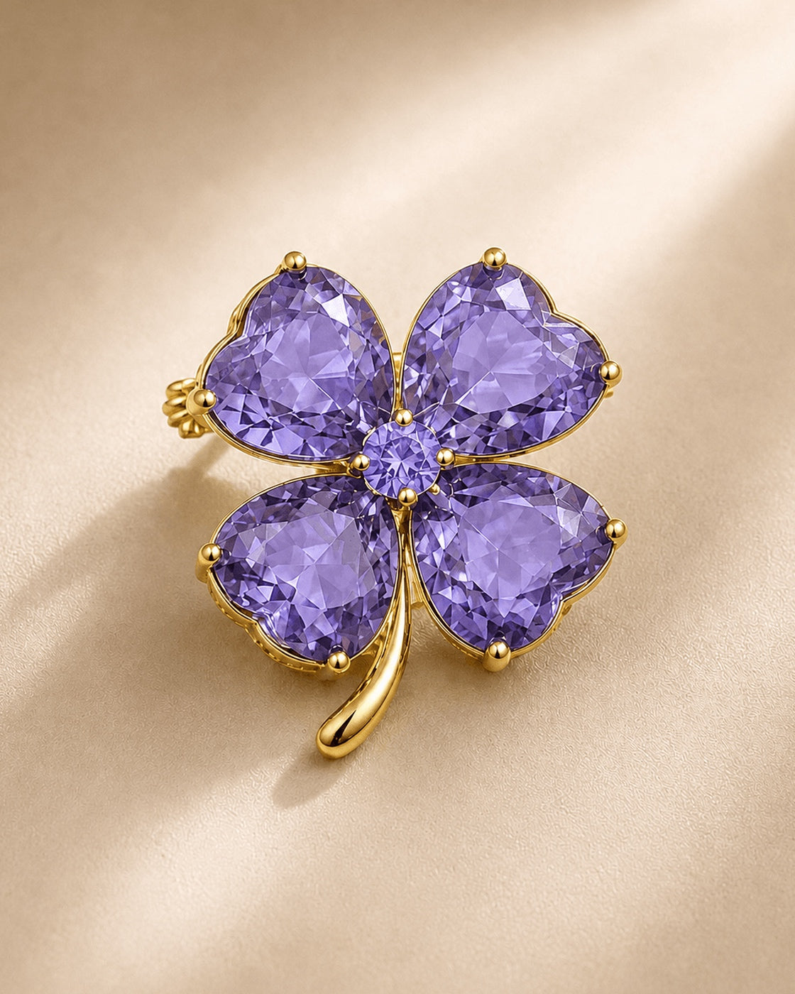 Lavender Lykke Clover Brooch